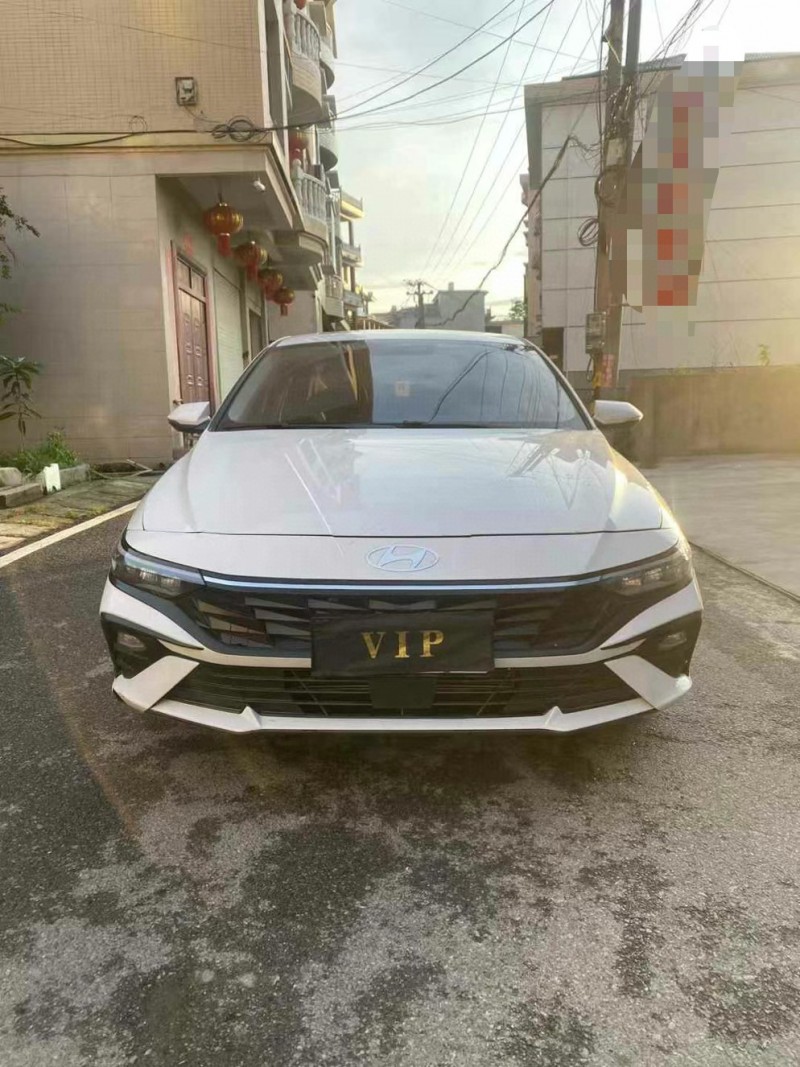 24年娄底现代伊兰特
