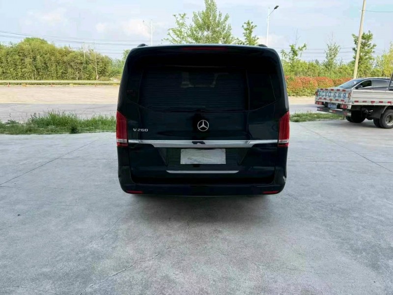 18年徐州奔驰V