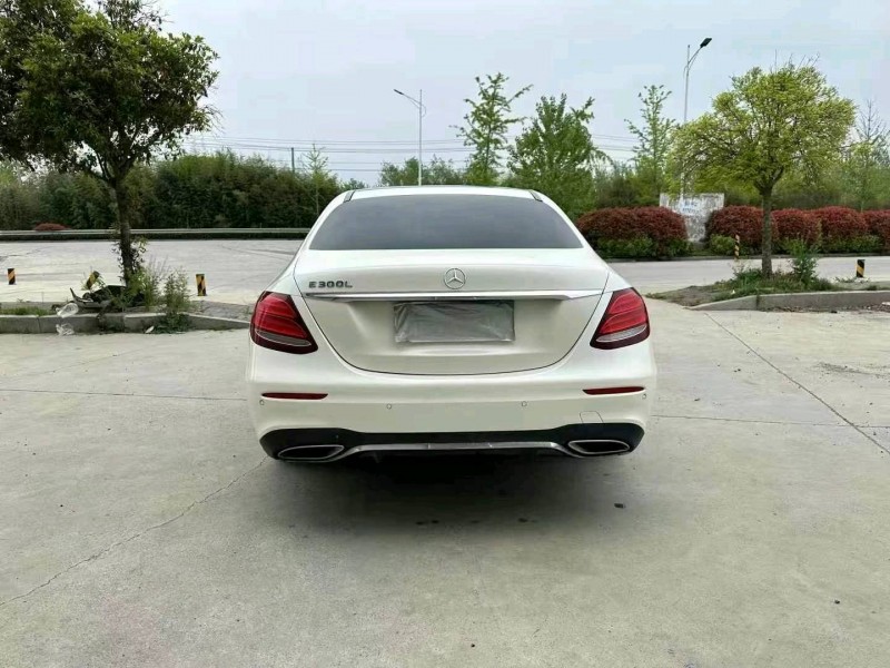 18年徐州奔驰E