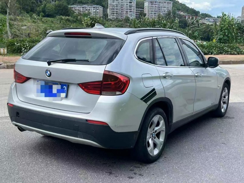 12年龙岩宝马X1