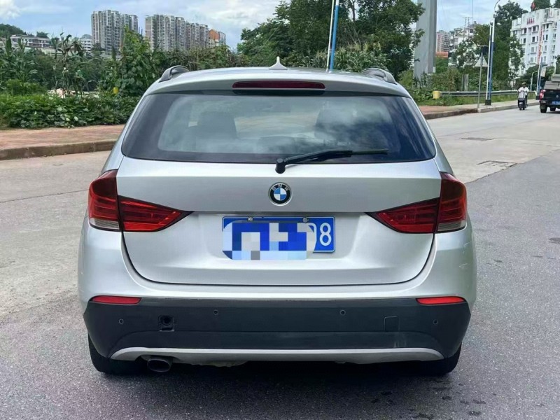 12年龙岩宝马X1