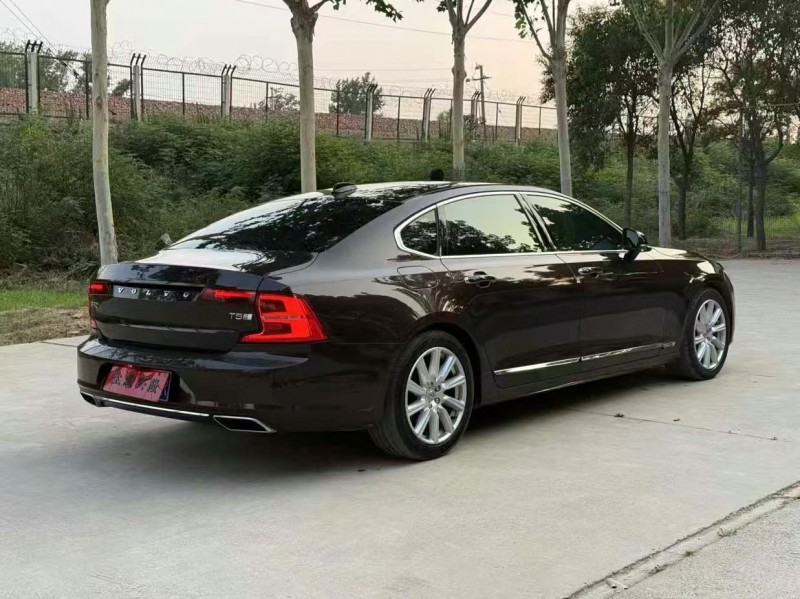 20年新乡沃尔沃S90