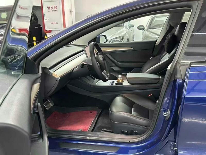 22年广州特斯拉MODEL 3