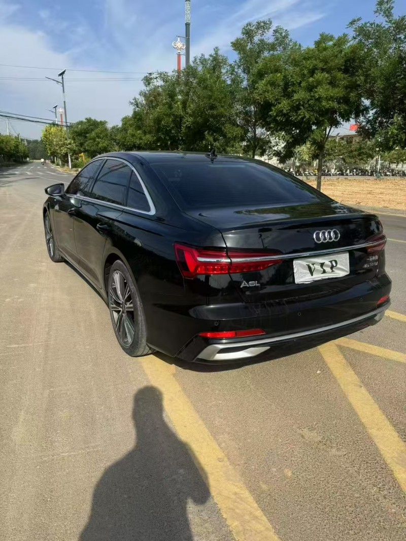 22年新乡奥迪A6L