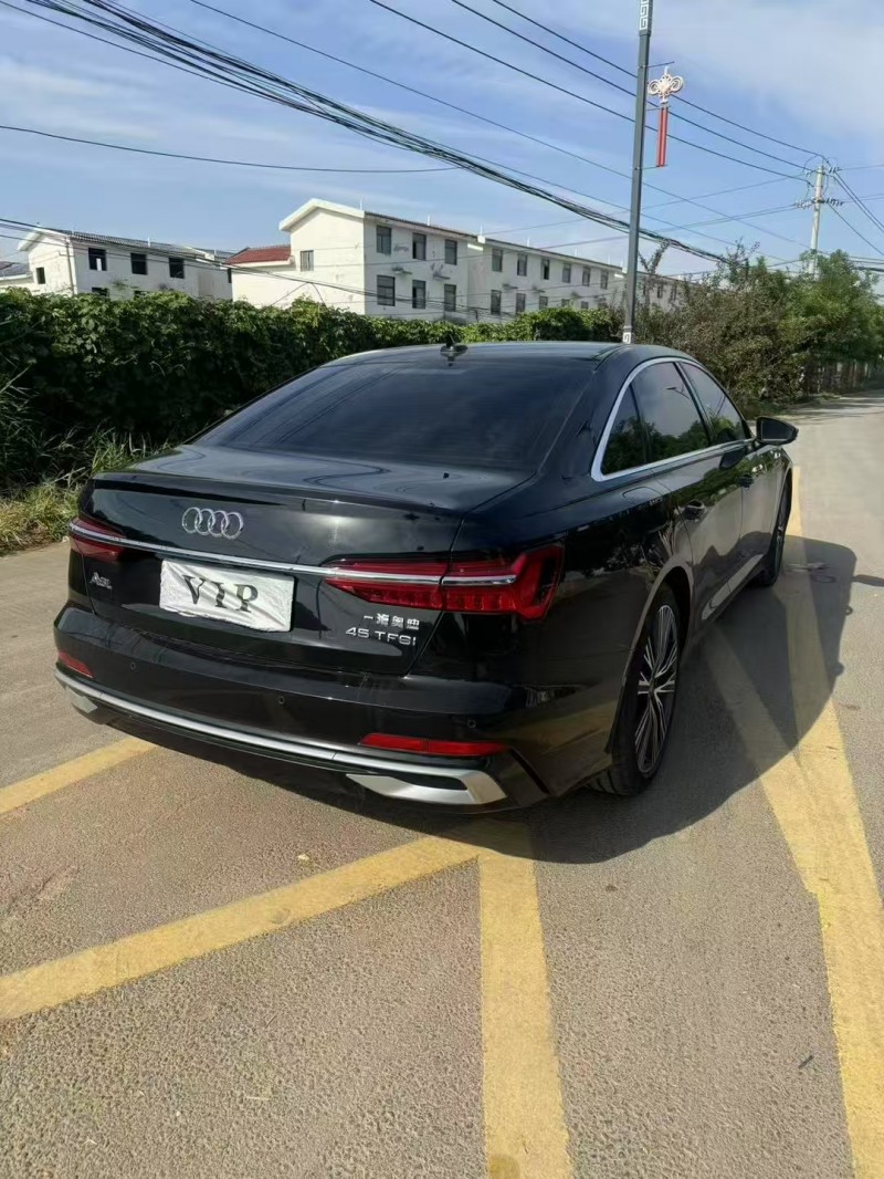 22年新乡奥迪A6L
