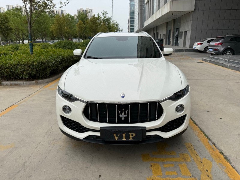 18年济宁玛莎拉蒂Levante