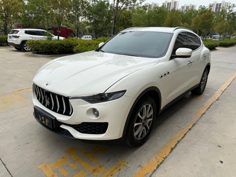 18年济宁玛莎拉蒂Levante