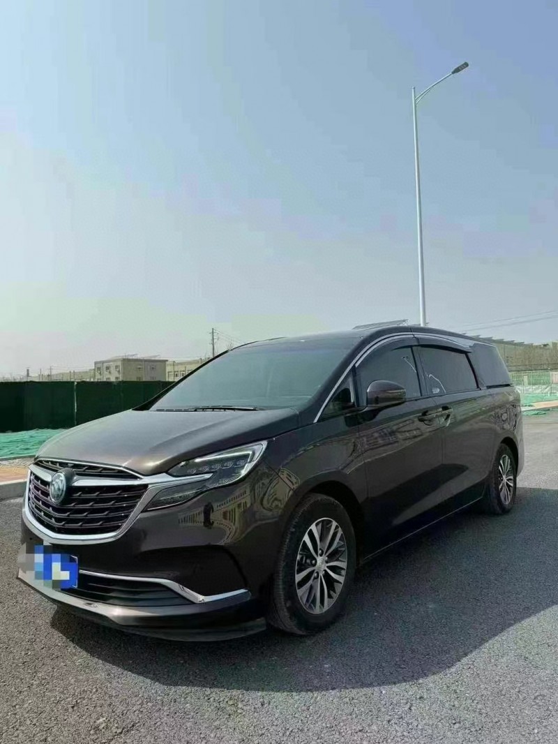 22年青岛别克GL8