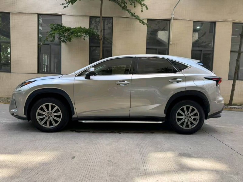 18年广州雷克萨斯NX