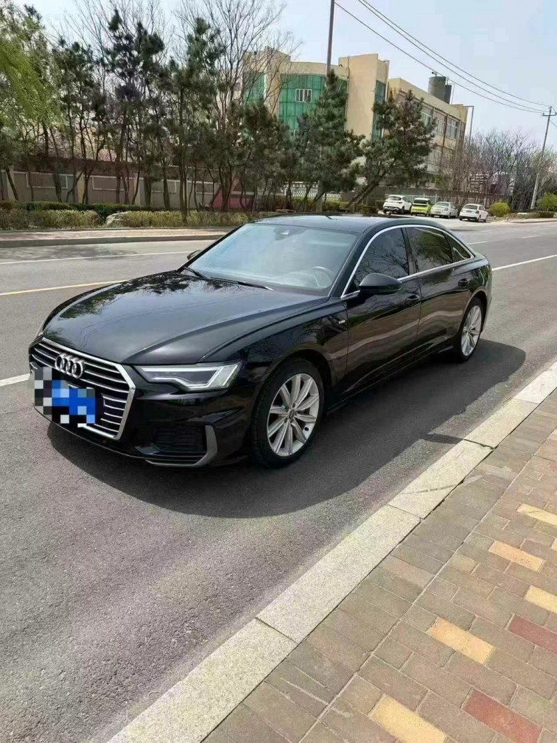 21年青岛奥迪A6L