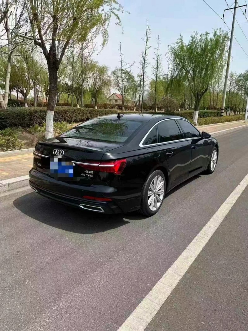 21年青岛奥迪A6L