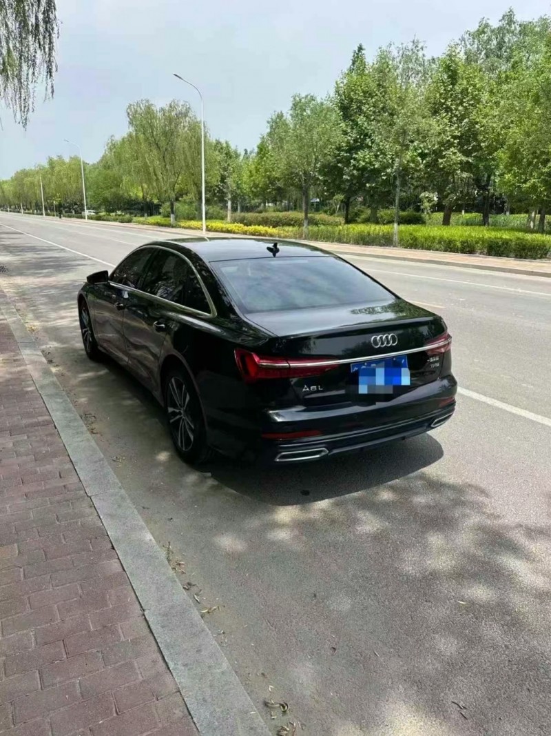 19年青岛奥迪A6L