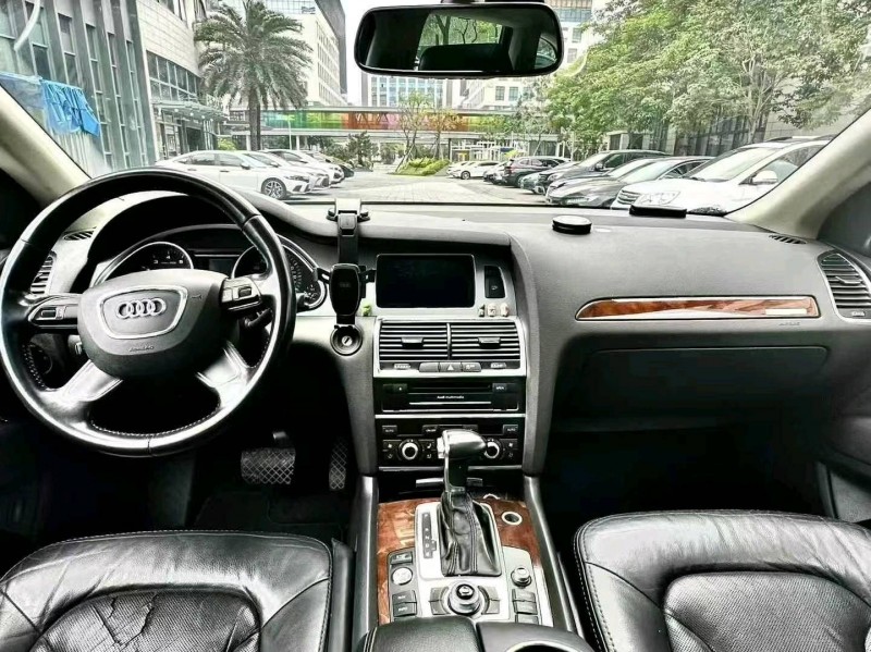 13年广州奥迪Q7