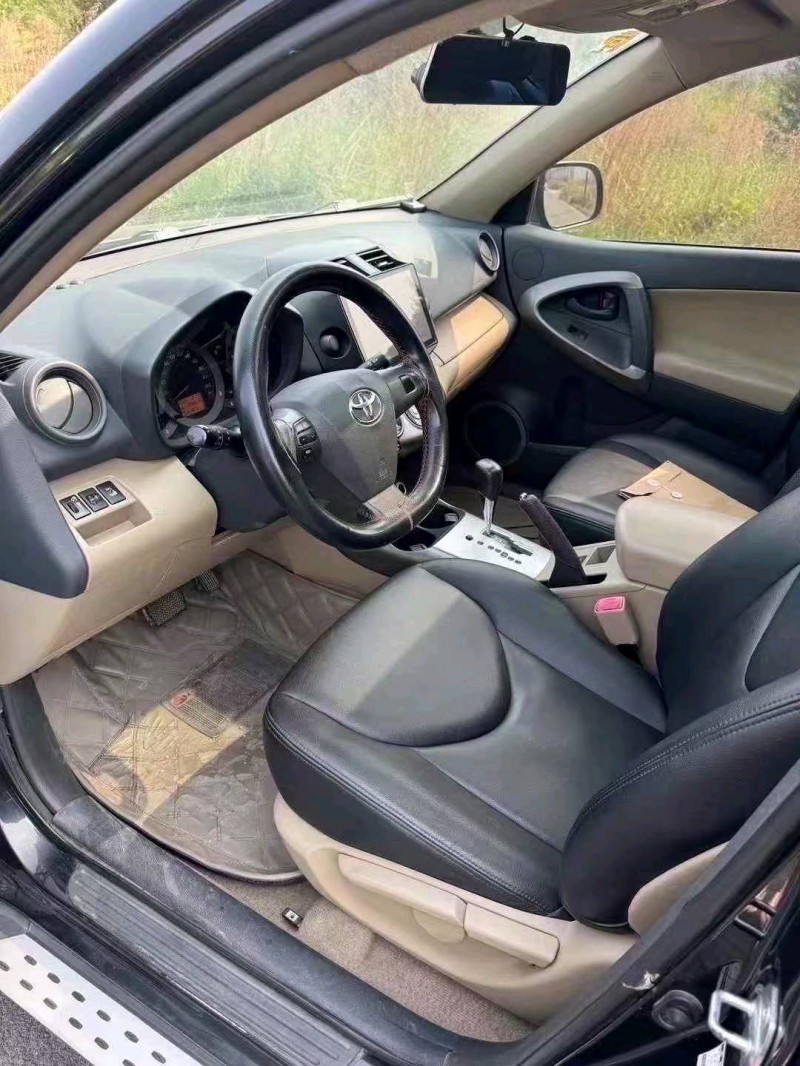 13年邯郸丰田RAV4