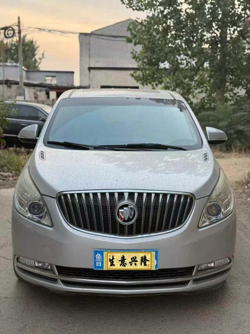 15年聊城别克GL8
