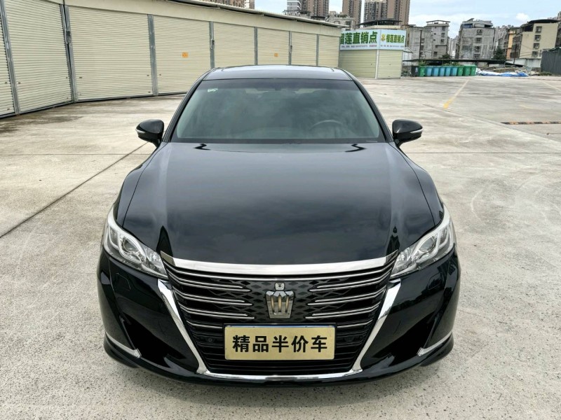 18年南宁丰田皇冠
