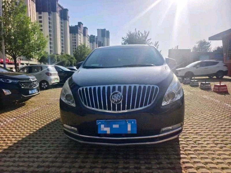 12年济宁别克GL8