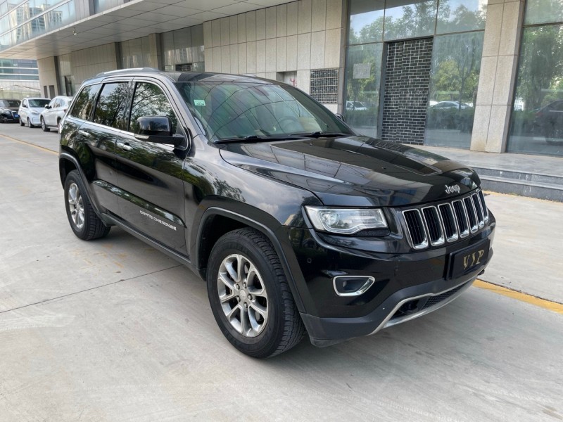 13年济宁Jeep大切诺基
