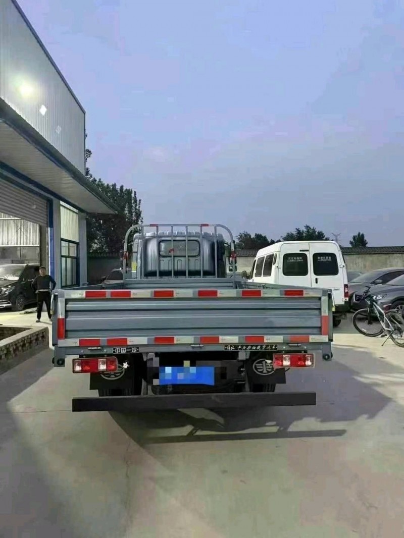 25年荷泽一汽解放卡车
