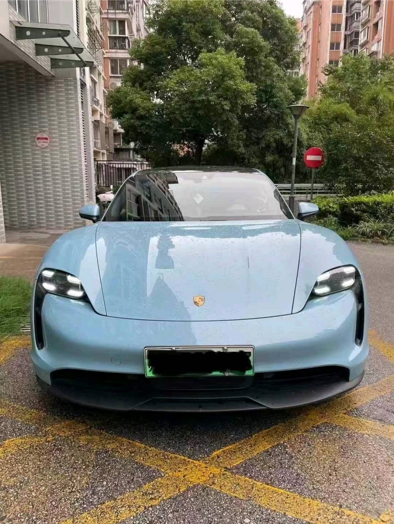 20年金华保时捷Taycan
