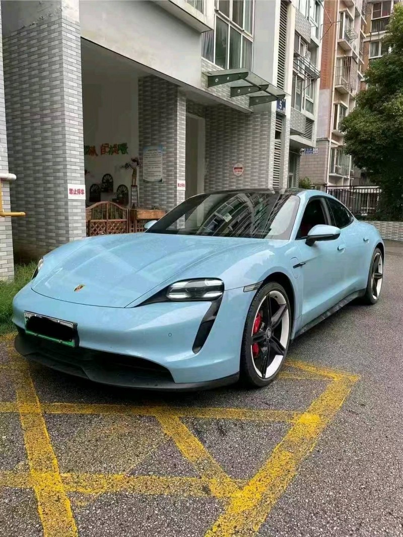 20年金华保时捷Taycan