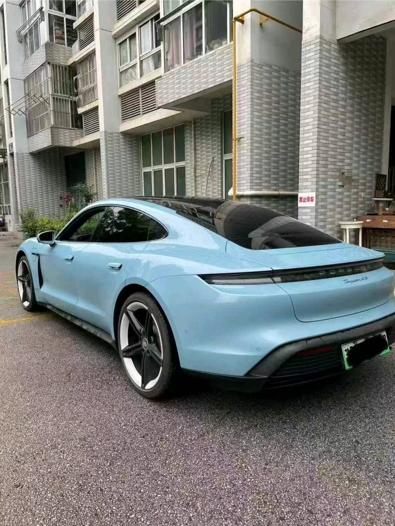 20年金华保时捷Taycan