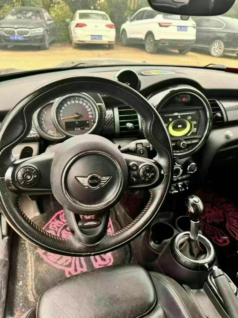18年佛山宝马MINI