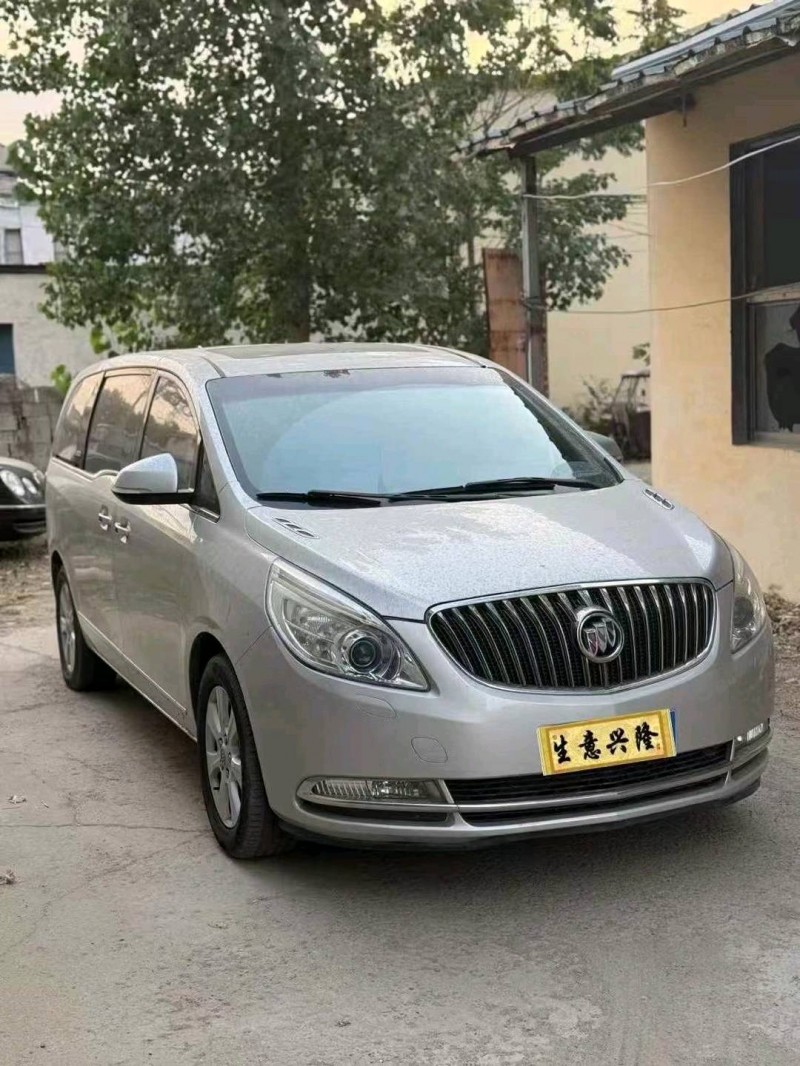 15年聊城别克GL8