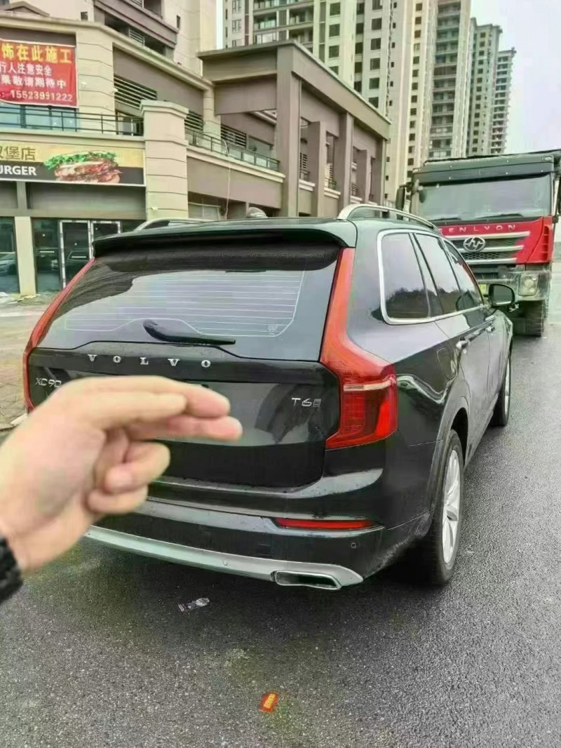 17年重庆市沃尔沃XC90