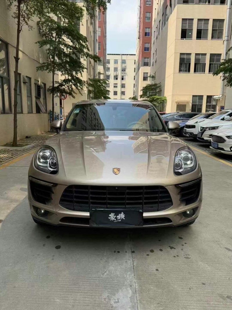 16年广州保时捷Macan