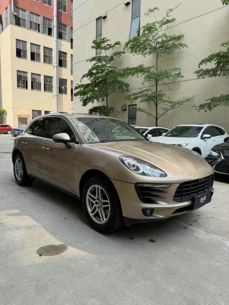 16年广州保时捷Macan