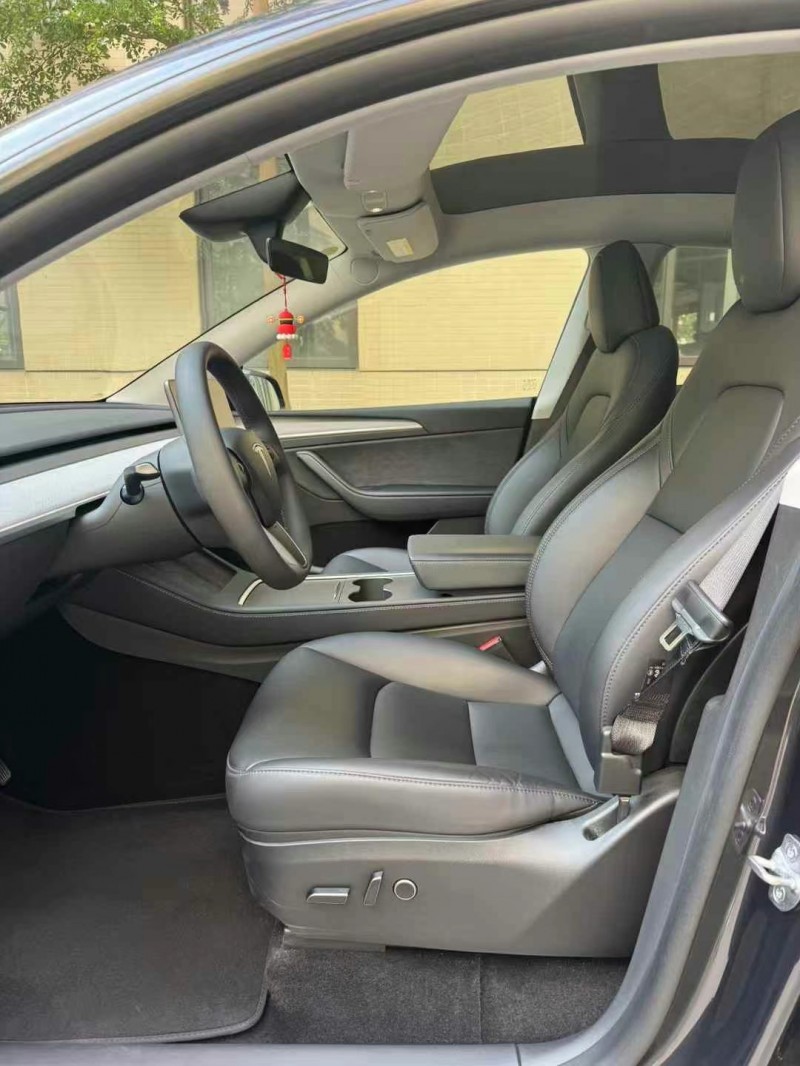 24年佛山特斯拉MODEL Y
