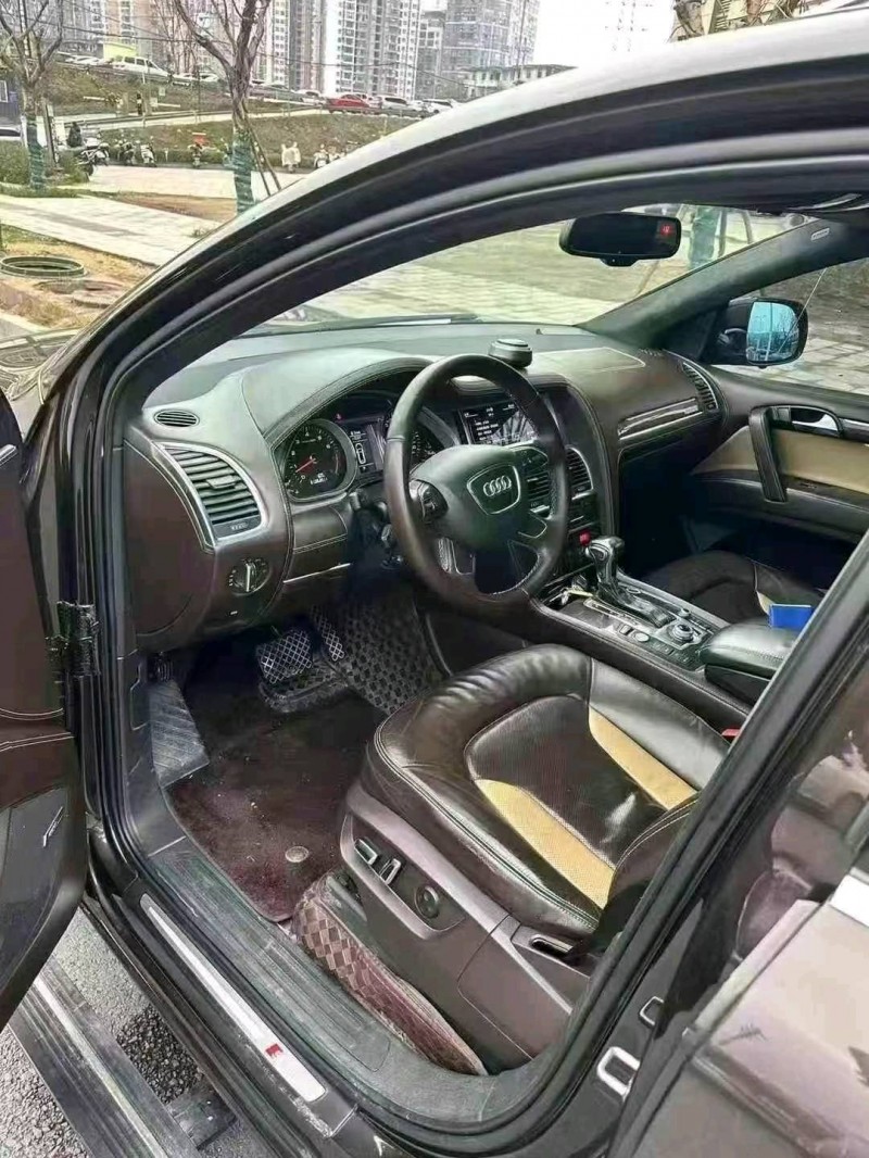 12年达州奥迪Q7