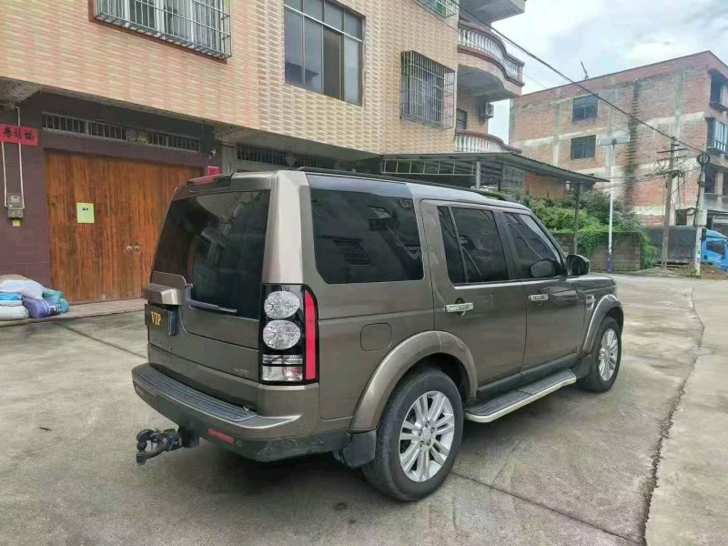 14年南宁路虎发现4