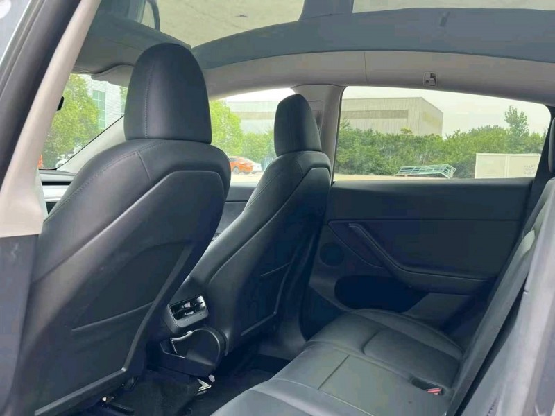 24年宿迁特斯拉MODEL Y
