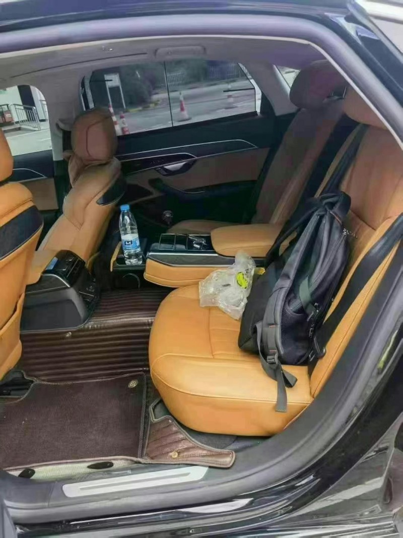 24年重庆市奥迪A8L