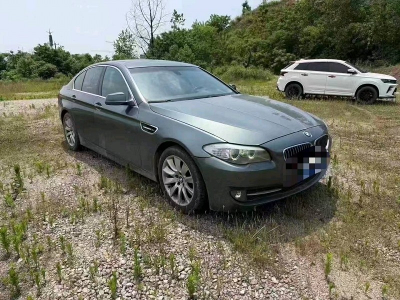 13年金华宝马5系
