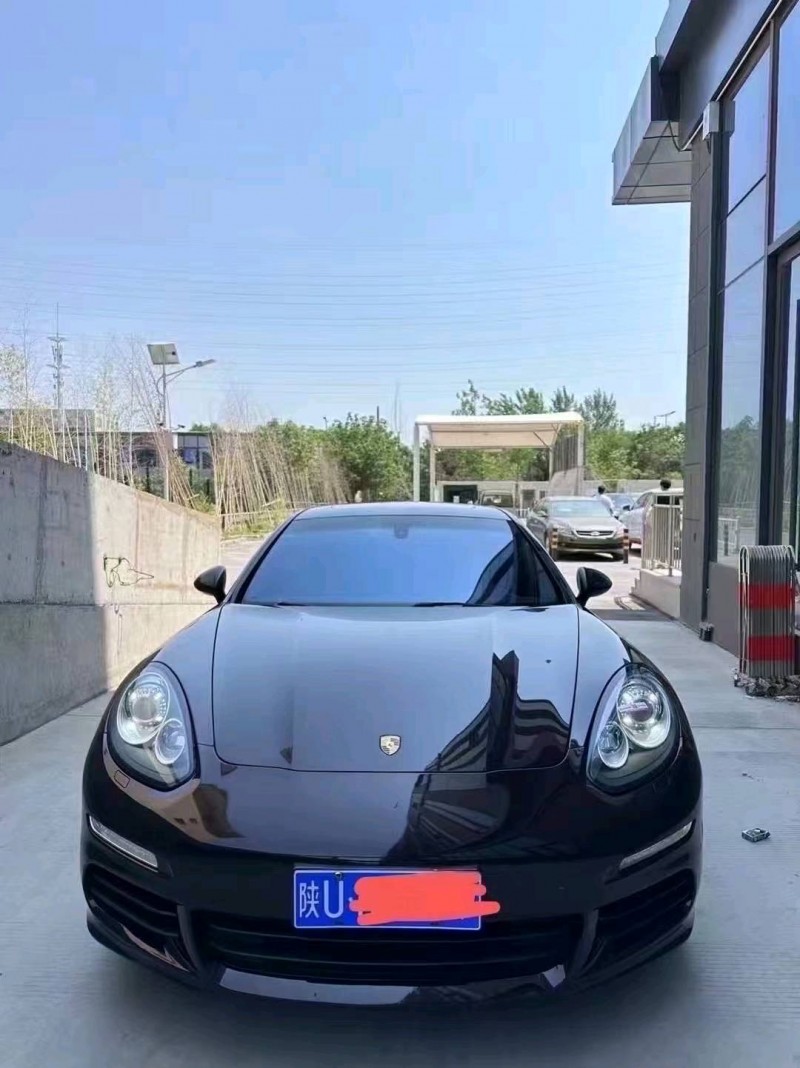 14年荷泽保时捷帕拉梅拉