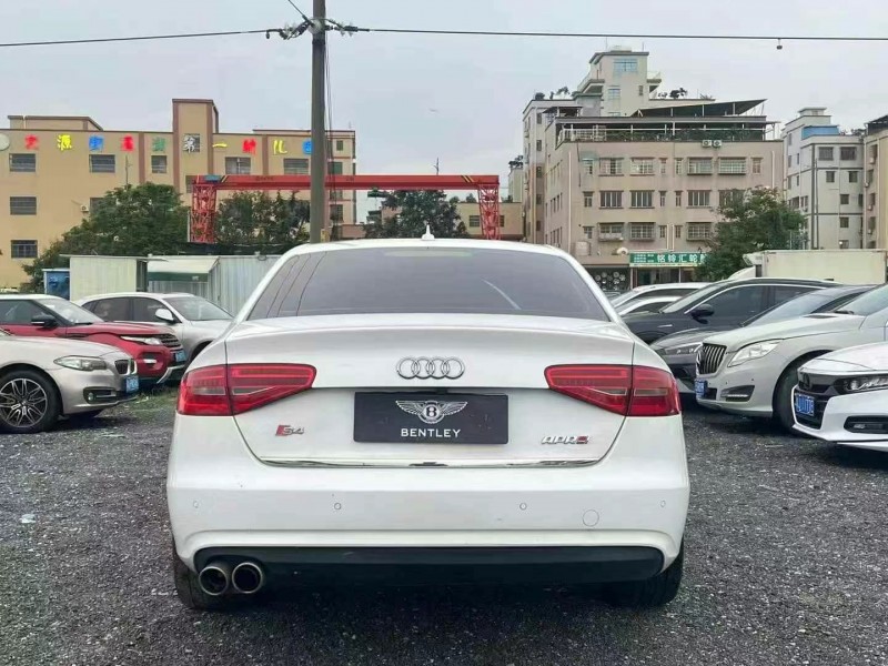 15年广州奥迪A4L