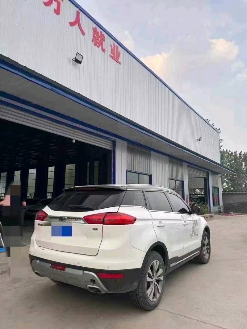 16年荷泽吉利博越