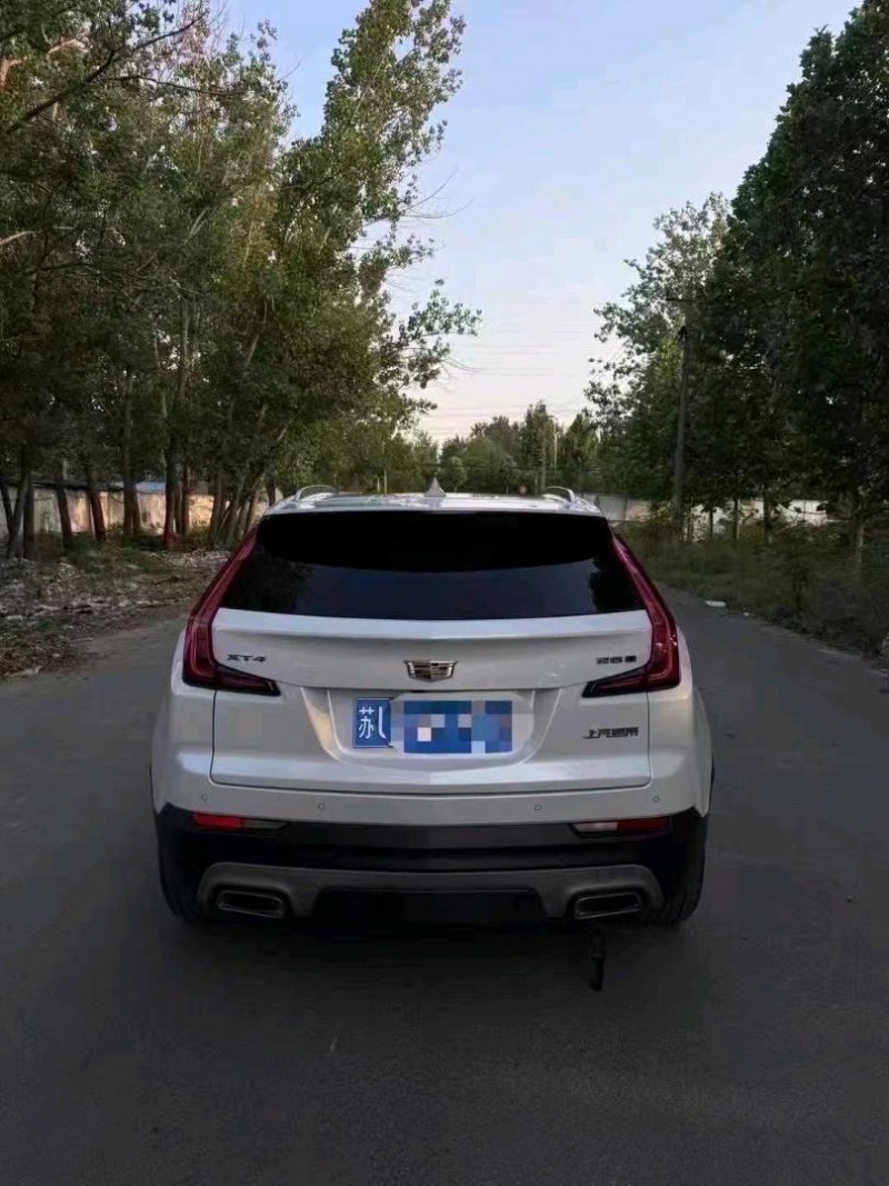 19年荷泽凯迪拉克XT4