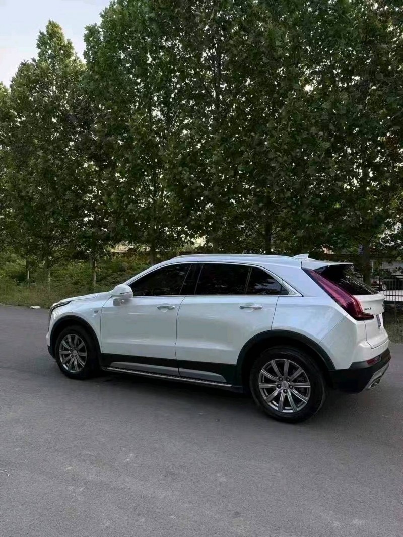 19年荷泽凯迪拉克XT4