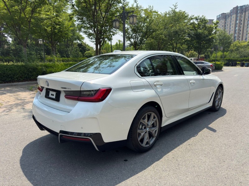 25年盐城宝马i3