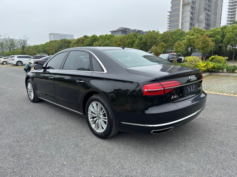 16年盐城奥迪A8