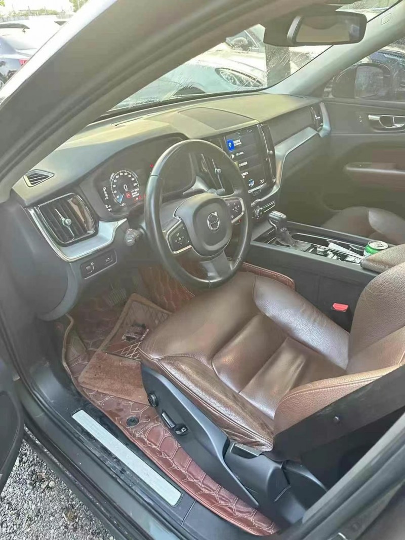 19年广州沃尔沃XC60