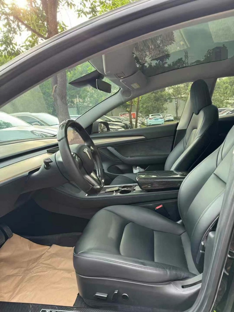 22年广州特斯拉MODEL 3