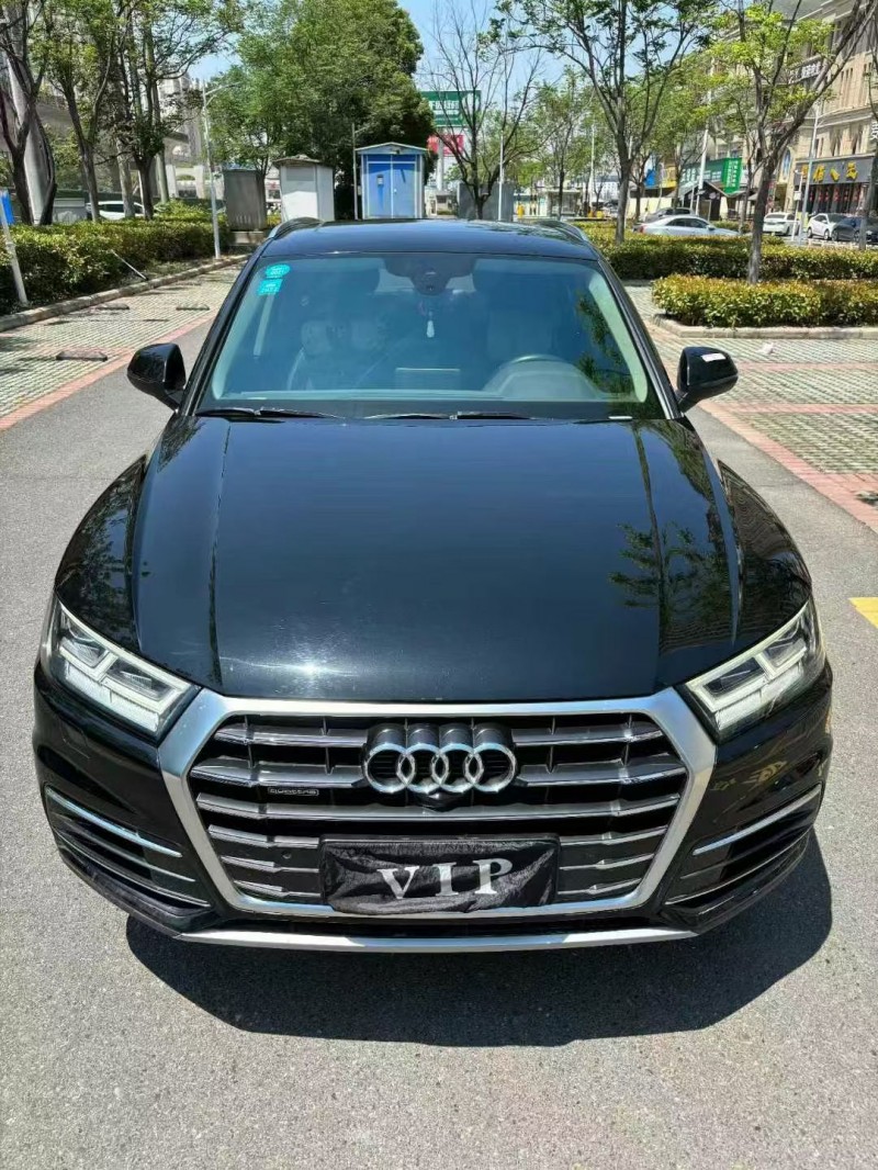 20年襄阳奥迪Q5