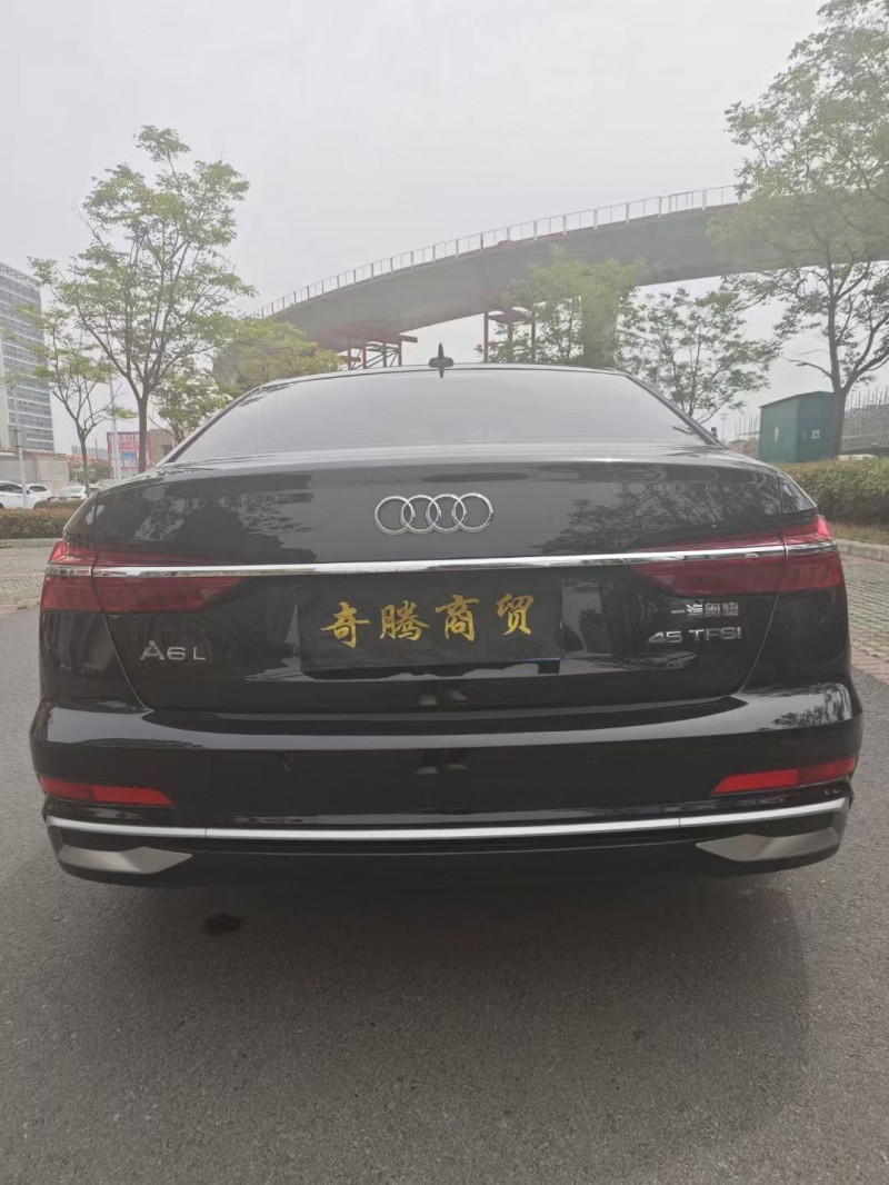 24年襄阳奥迪A6L