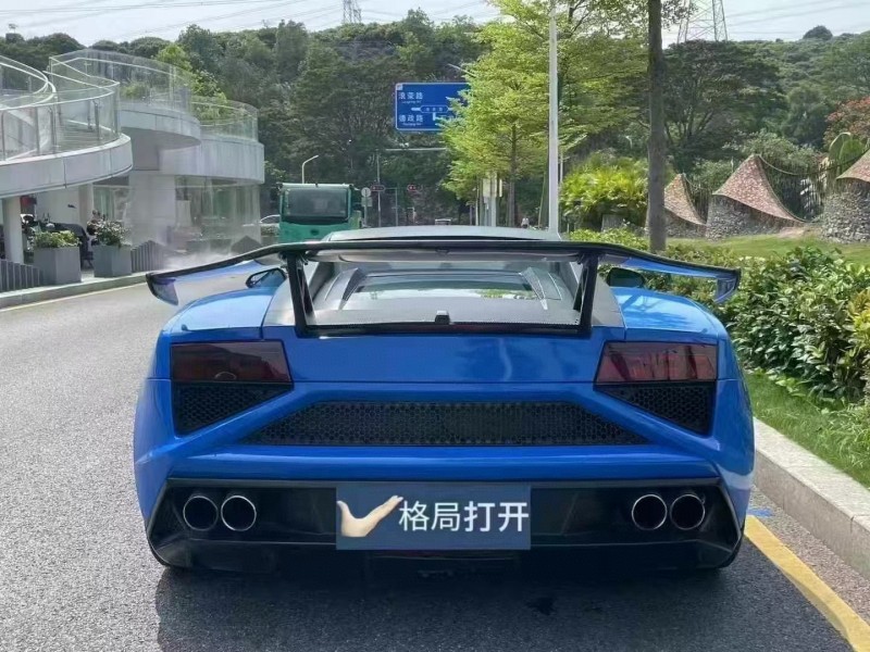 13年深圳兰博基尼LP560-4