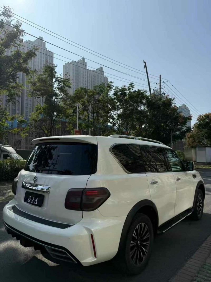 17年襄阳日产途乐